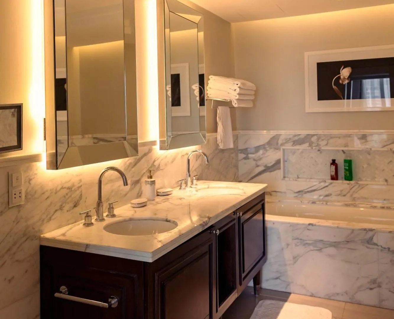 Amazing 2 Bedroom With Full Burj View Dubai